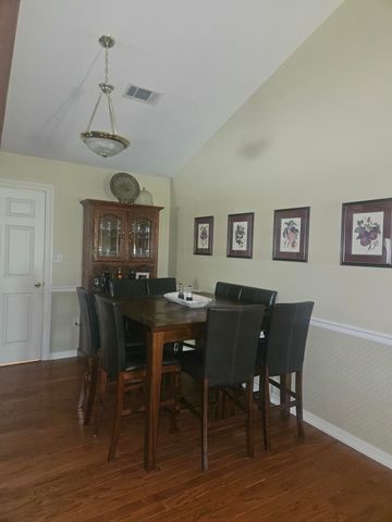 276 McPhail Rd., Hattiesburg, MS 39401