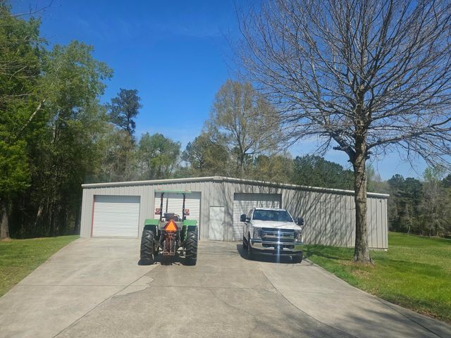 276 McPhail Rd., Hattiesburg, MS 39401