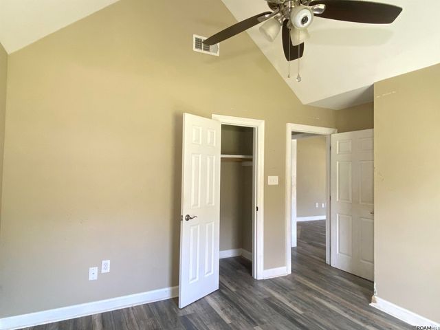 7383 Cherrydale Dr, Denham Springs, LA 70706