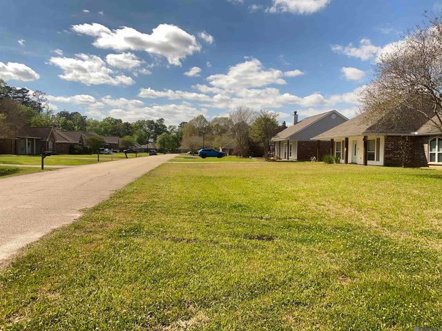 7383 Cherrydale Dr, Denham Springs, LA 70706