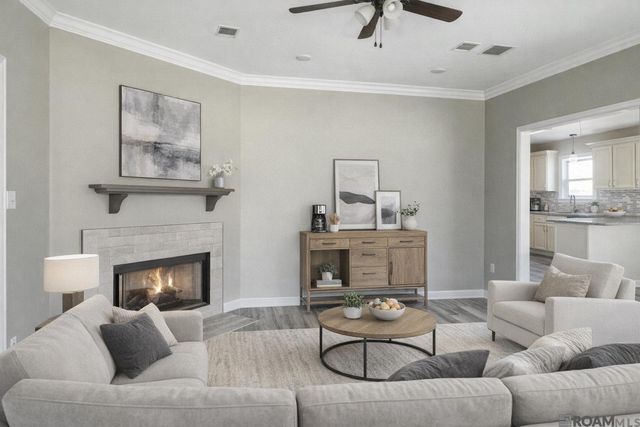 7383 Cherrydale Dr, Denham Springs, LA 70706