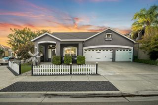 5725 Wild Cat Ct, Riverbank, CA 95367