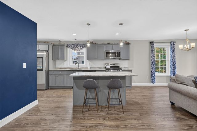 36A Terraceview Drive, Hudson, NH 03051