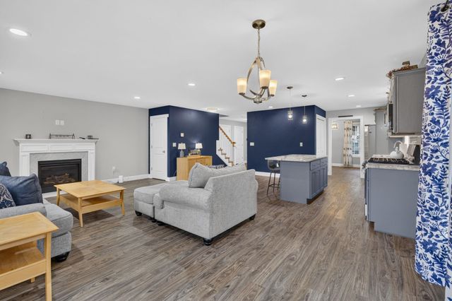 36A Terraceview Drive, Hudson, NH 03051