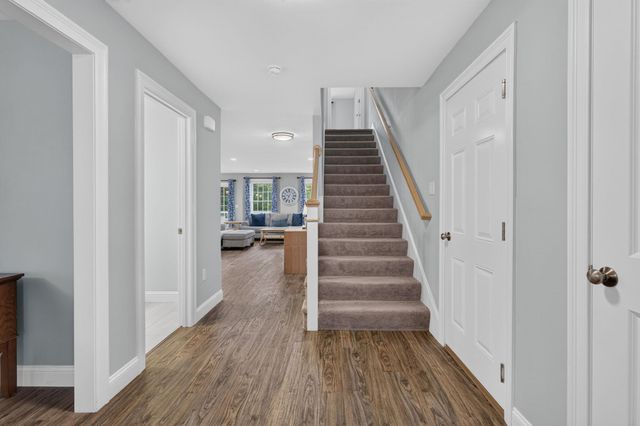 36A Terraceview Drive, Hudson, NH 03051