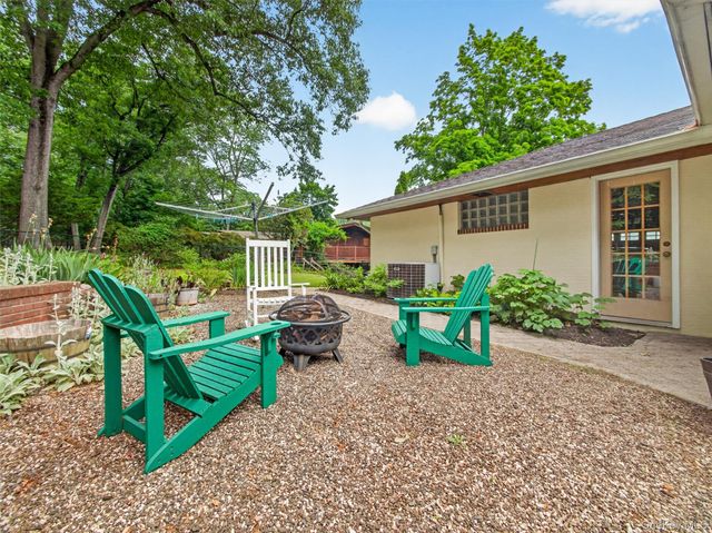 32 Turner Road, Pearl River, NY 10965