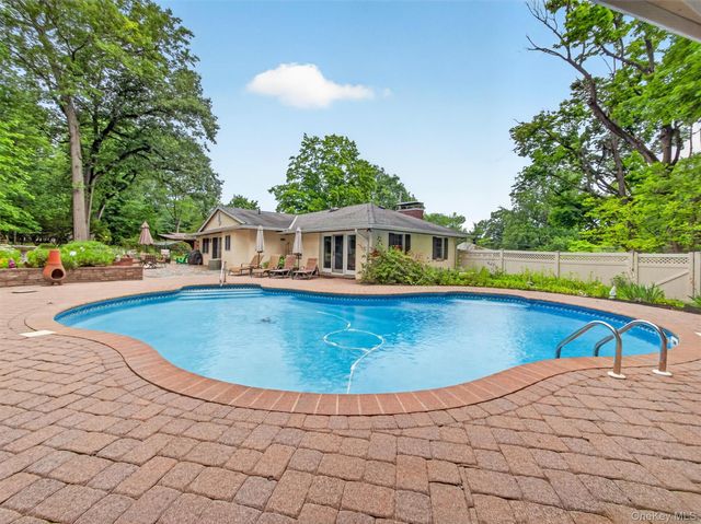 32 Turner Road, Pearl River, NY 10965