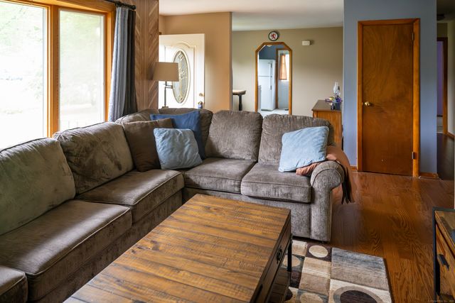 47 Hartl Drive, Vernon, CT 06066