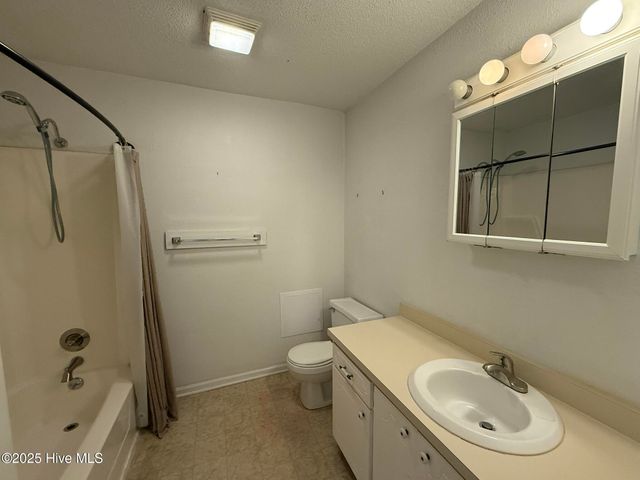 211 Tartan Trail, Southern Pines, NC 28387