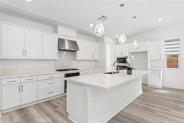 2690 Santa Fiora Drive, Corona, CA 92882