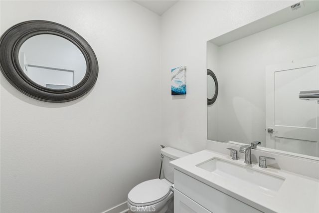 2690 Santa Fiora Drive, Corona, CA 92882