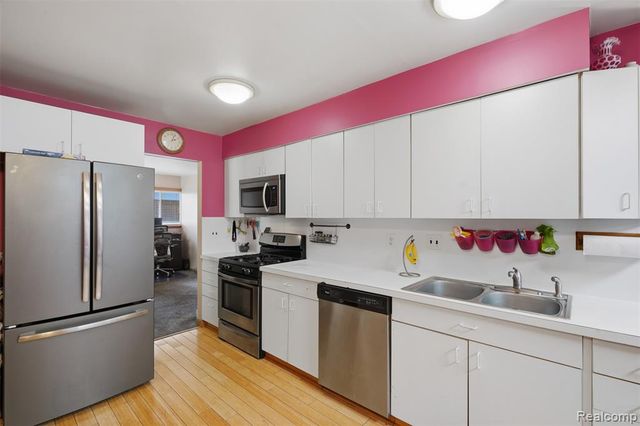 14385 Pere Street, Livonia, MI 48154