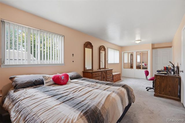 14385 Pere Street, Livonia, MI 48154