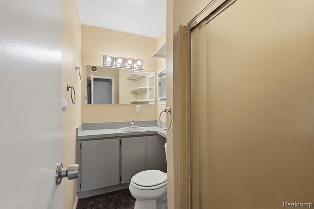 14385 Pere Street, Livonia, MI 48154