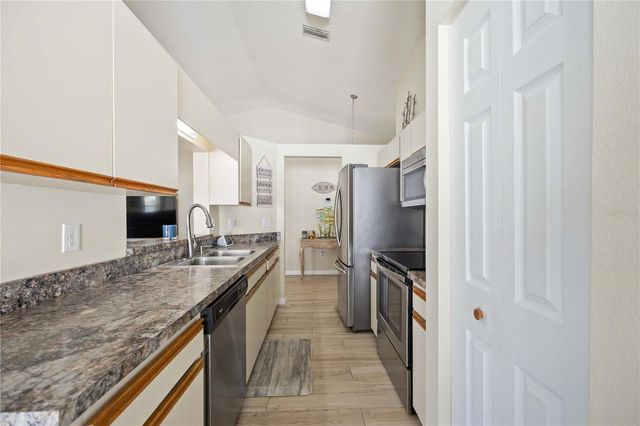 3937 37TH STREET COURT W, Bradenton, FL 34205