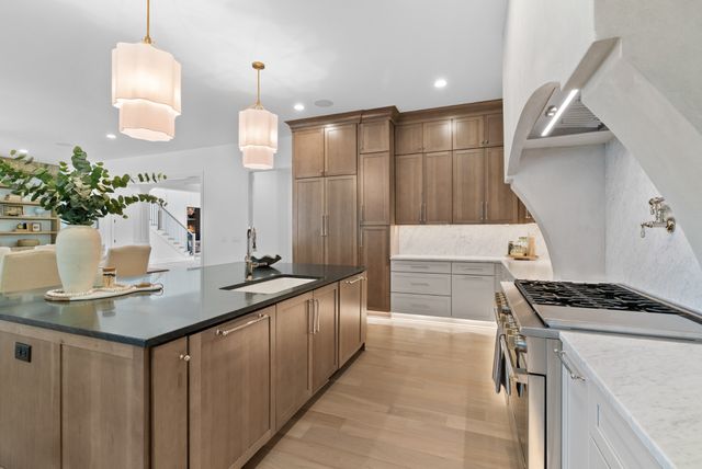 9905 Amarosa Ct, Brentwood, TN 37027