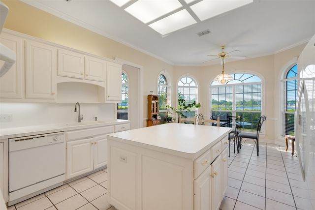 100 Clearview Drive, Bullard, TX 75757