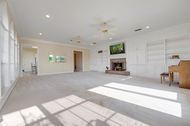 100 Clearview Drive, Bullard, TX 75757