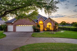 100 Clearview Drive, Bullard, TX 75757