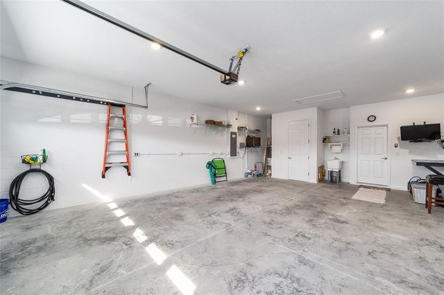 9045 SW 78TH STREET ROAD, Ocala, FL 34481