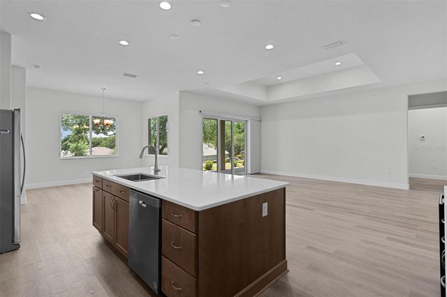 39654 GROVE HEIGHTS, Lady Lake, FL 32159