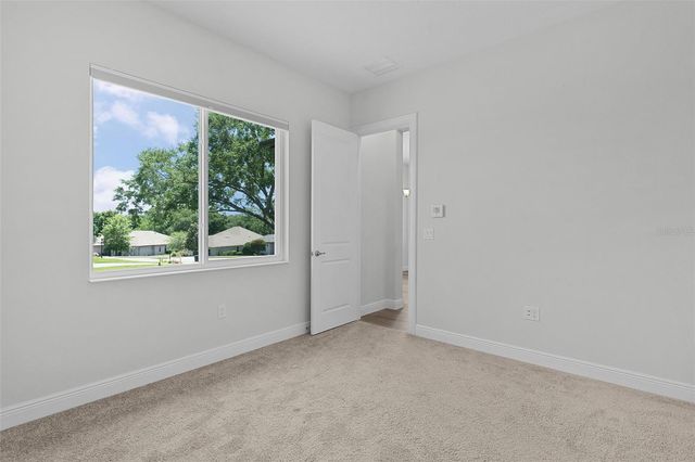 39654 GROVE HEIGHTS, Lady Lake, FL 32159