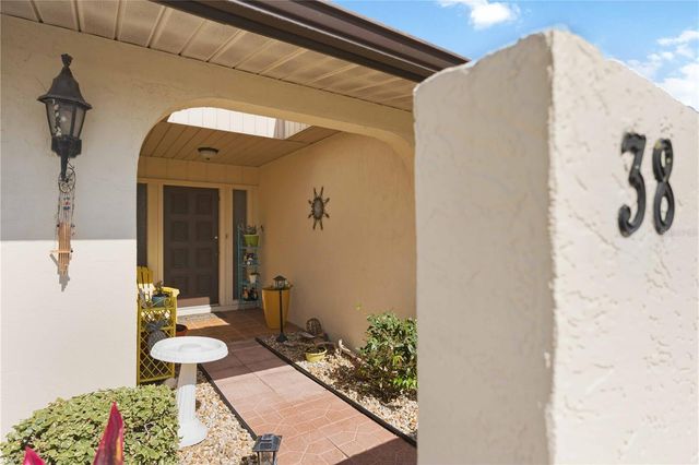 38 PEBBLE ROCK DRIVE, Venice, FL 34293