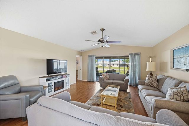 38 PEBBLE ROCK DRIVE, Venice, FL 34293