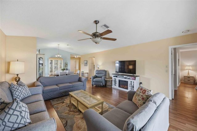 38 PEBBLE ROCK DRIVE, Venice, FL 34293