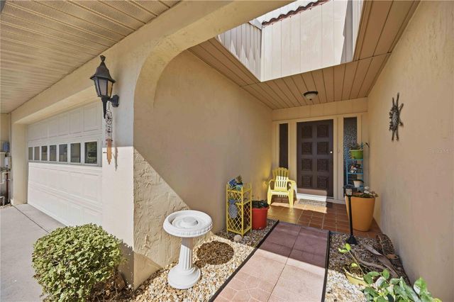 38 PEBBLE ROCK DRIVE, Venice, FL 34293