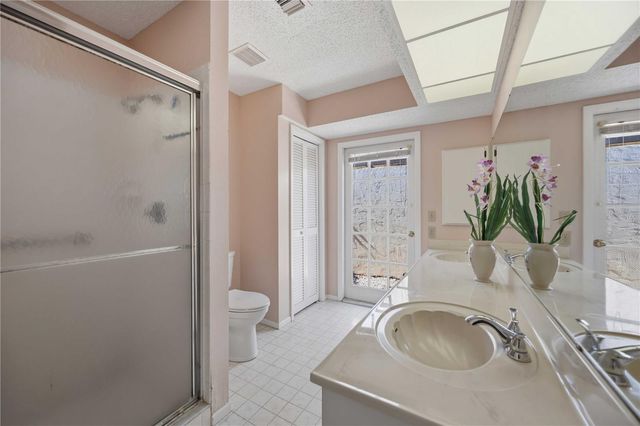 38 PEBBLE ROCK DRIVE, Venice, FL 34293