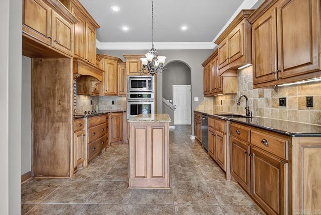 6181 Pierce Manse Loop, Benton, AR 72019