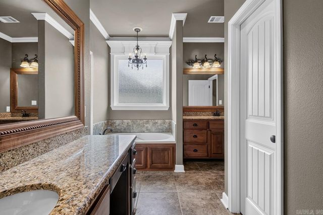 6181 Pierce Manse Loop, Benton, AR 72019