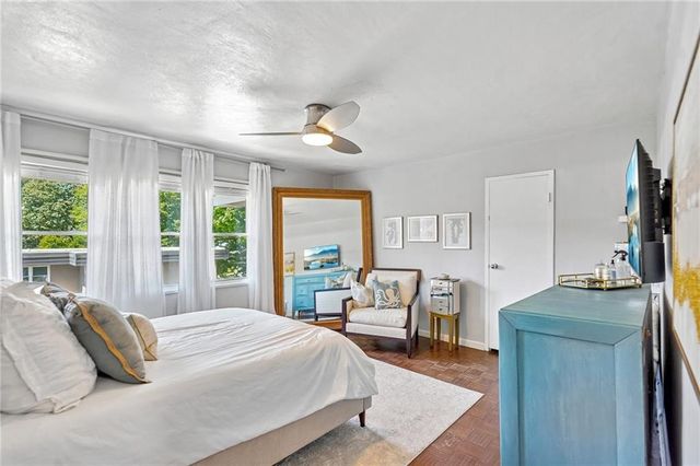 284 Lakemoore Drive NE B, Atlanta, GA 30342