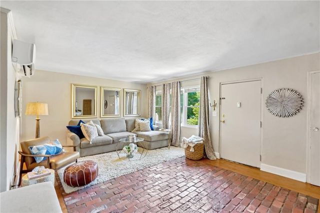 284 Lakemoore Drive NE B, Atlanta, GA 30342