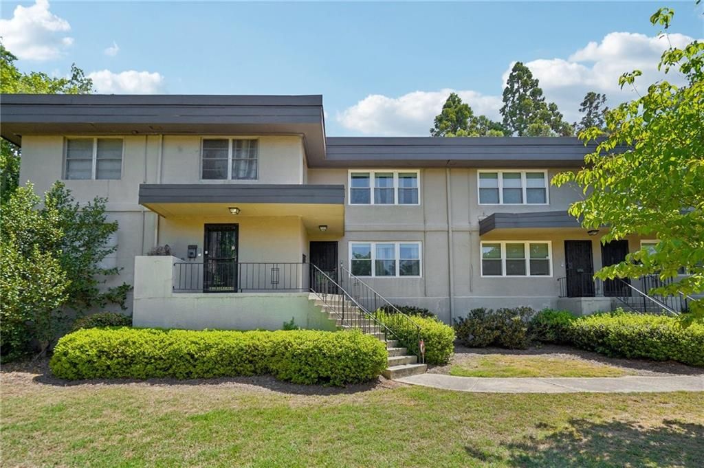 284 Lakemoore Drive NE B, Atlanta, GA 30342