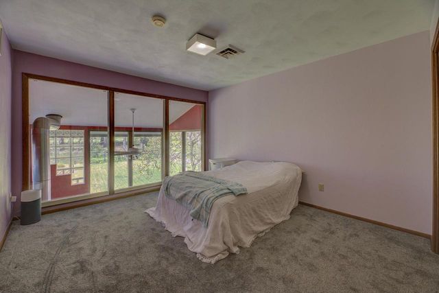 2804 Dartmouth Drive, Janesville, WI 53548