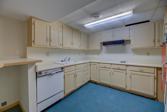 2804 Dartmouth Drive, Janesville, WI 53548