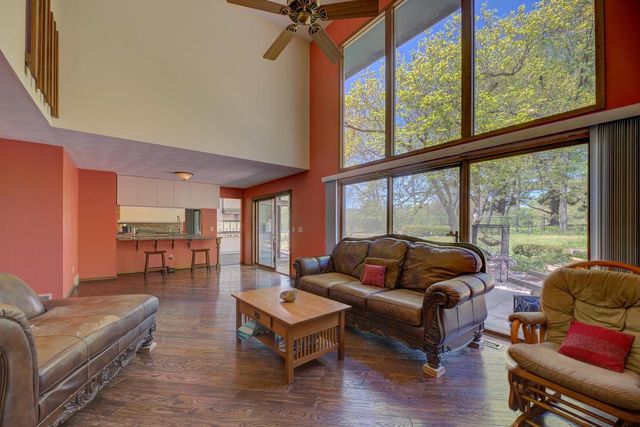 2804 Dartmouth Drive, Janesville, WI 53548