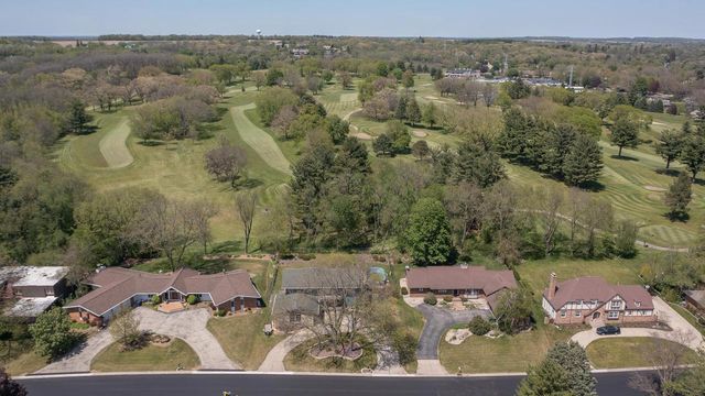 2804 Dartmouth Drive, Janesville, WI 53548