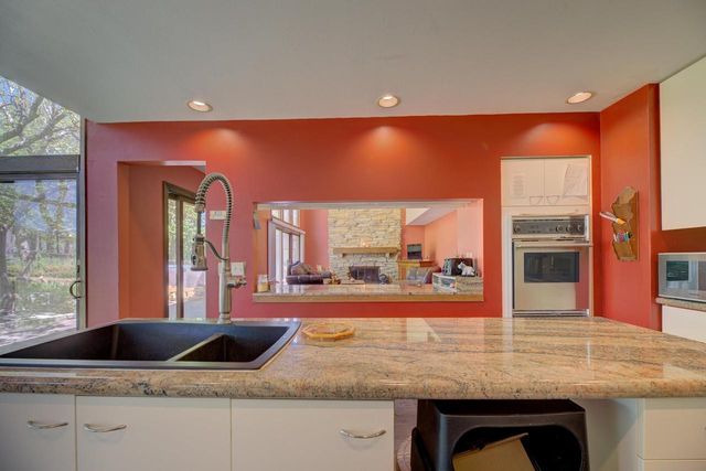 2804 Dartmouth Drive, Janesville, WI 53548