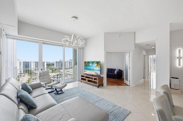 3020 NE 32nd Avenue Ph1, Fort Lauderdale, FL 33308