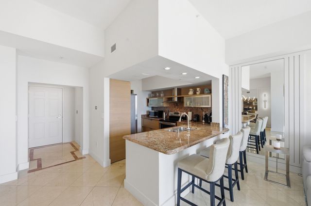 3020 NE 32nd Avenue Ph1, Fort Lauderdale, FL 33308