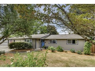 665 Ne 3RD Ave, Hillsboro, OR 97124