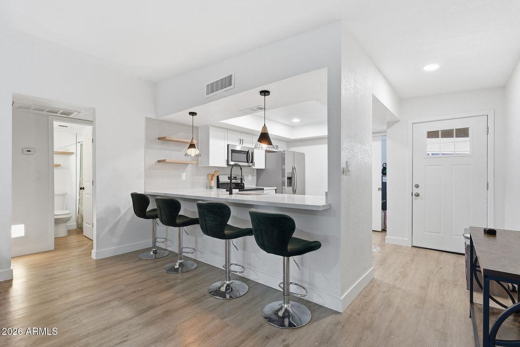 6508 N 24TH Lane, Phoenix, AZ 85015