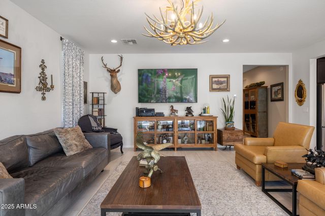 16118 W DESERT HILLS Drive, Surprise, AZ 85379