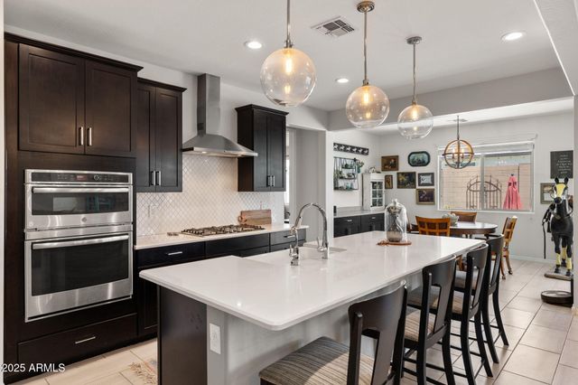 16118 W DESERT HILLS Drive, Surprise, AZ 85379
