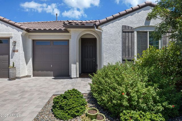 16118 W DESERT HILLS Drive, Surprise, AZ 85379
