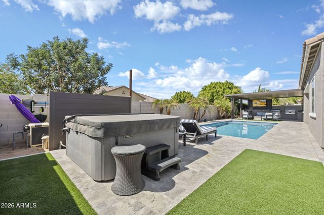 18539 W GEORGIA Avenue, Litchfield Park, AZ 85340
