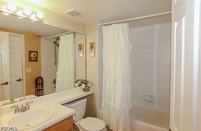 4610 Saint Croix LN 1034, Naples, FL 34109
